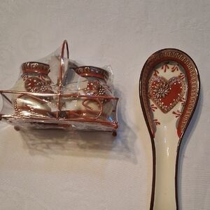 Heart Design Ceramic Spoon Rest and Condiment Set